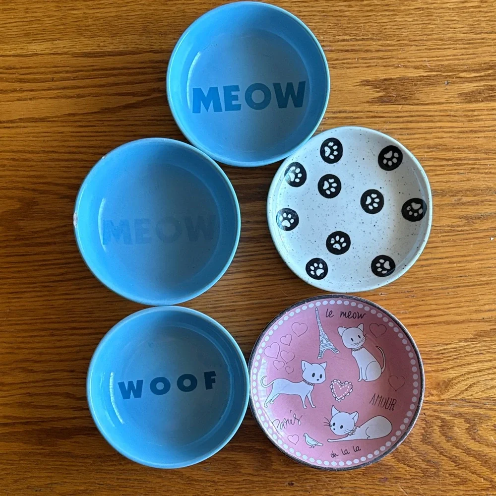 Set/5 Good used condition Blue Ceramic Pet Bowls Set with 'MEOW' and 'WOOF'